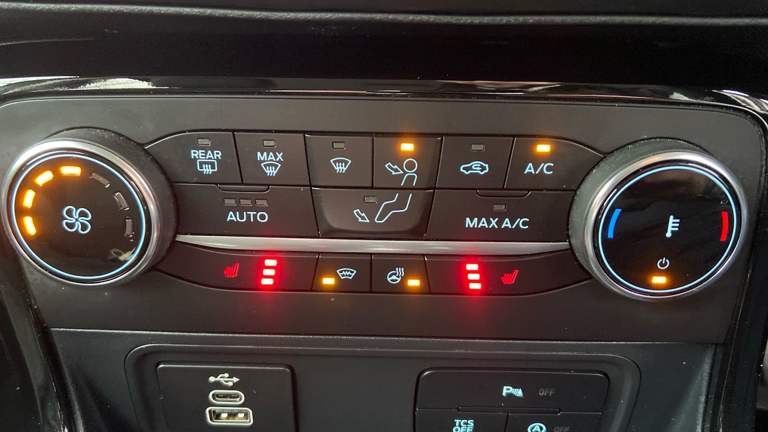 Used Ford Ecosport 2023 for sale - 76531304: Photo 33