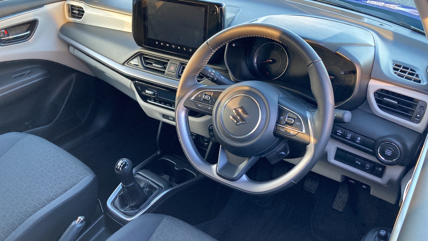 Used Suzuki Swift 2024 for sale - 77236995: Photo 11