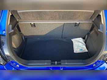 Used Suzuki Swift 2024 for sale - 77236995: Photo