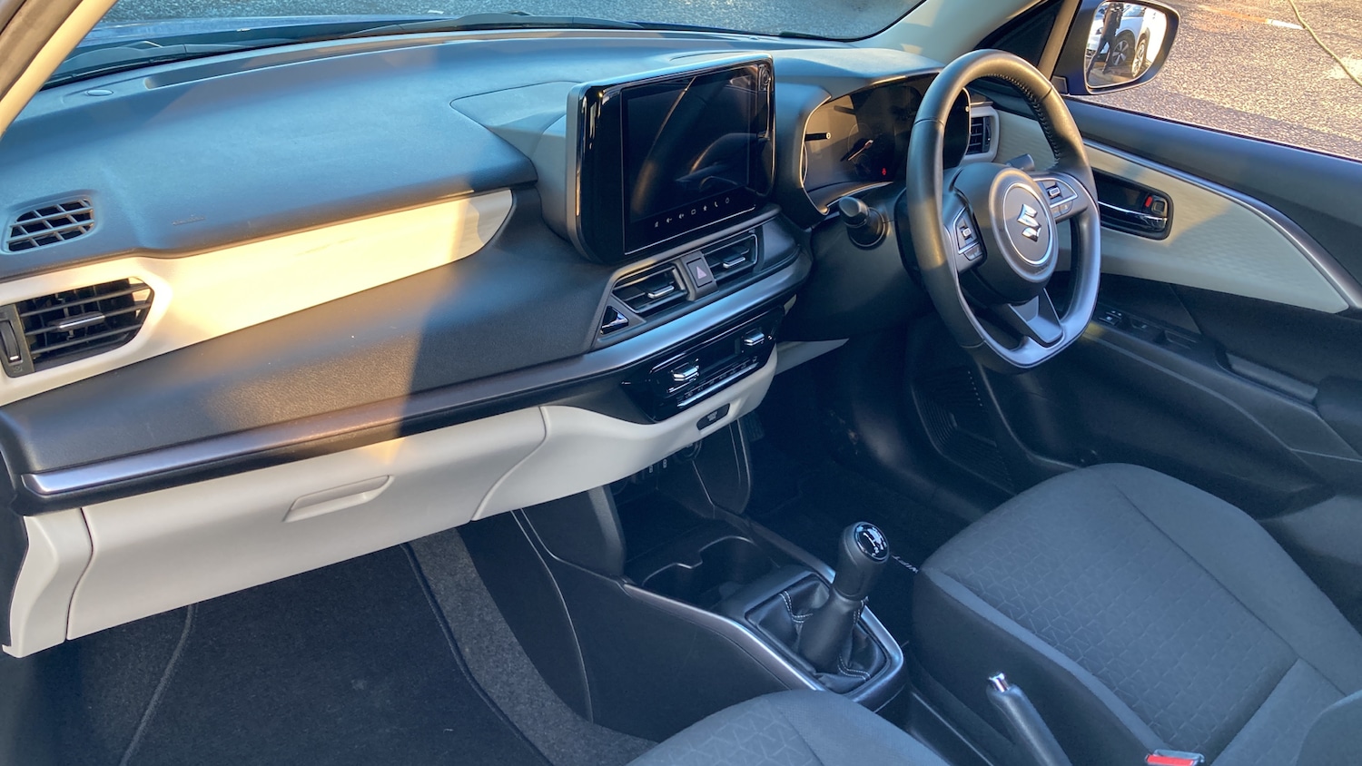 Used Suzuki Swift 2024 for sale - 77236995: Photo 9