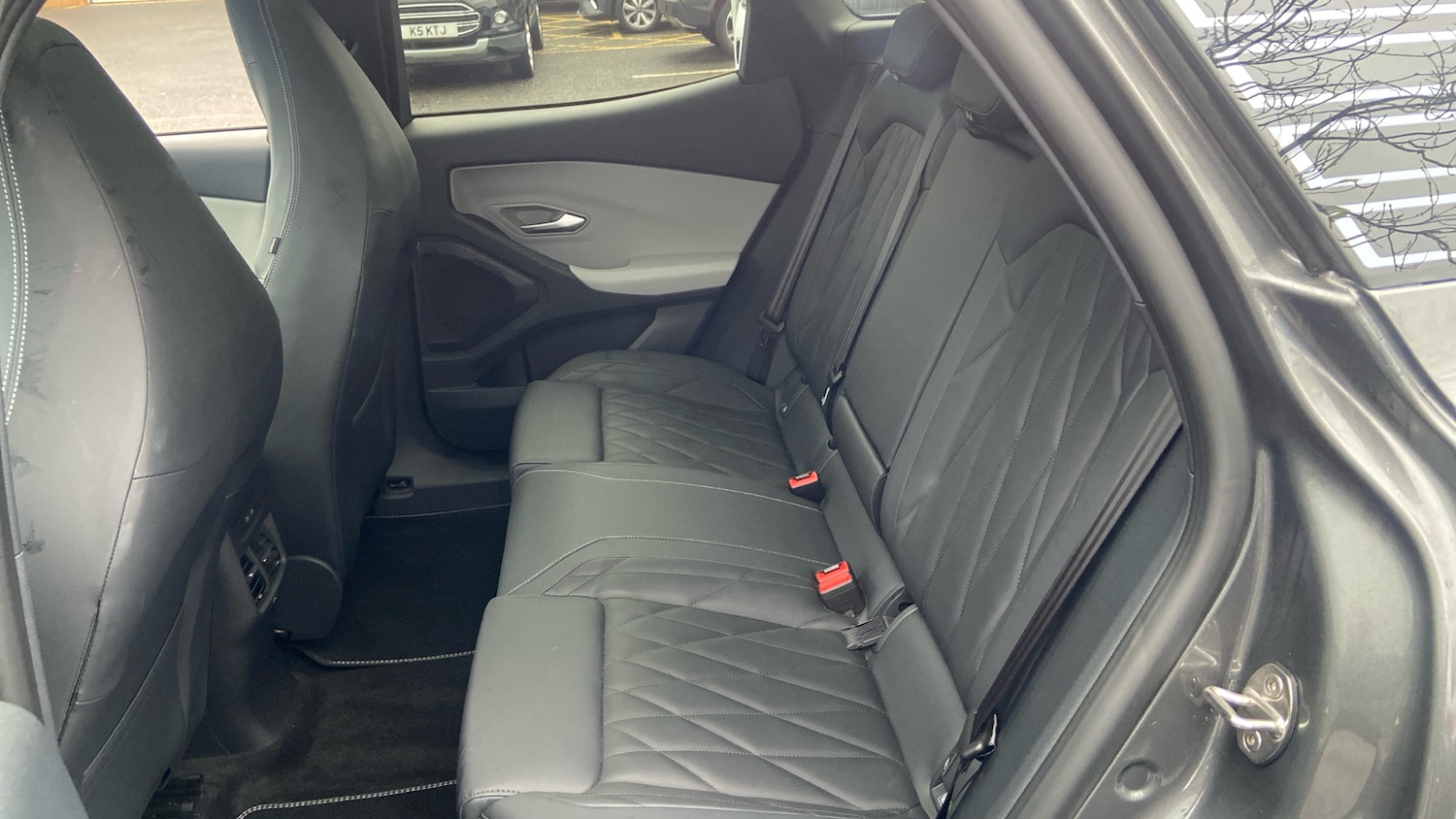 Used Ford Explorer 2025 for sale - 76829560: Photo 16