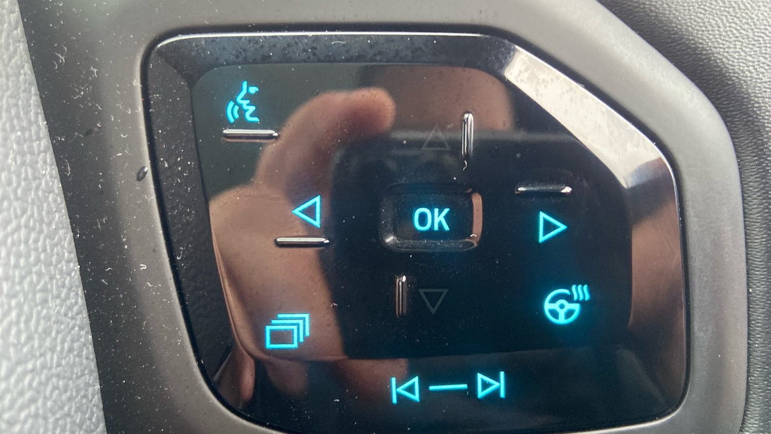 Used Ford Explorer 2025 for sale - 76829560: Photo 22