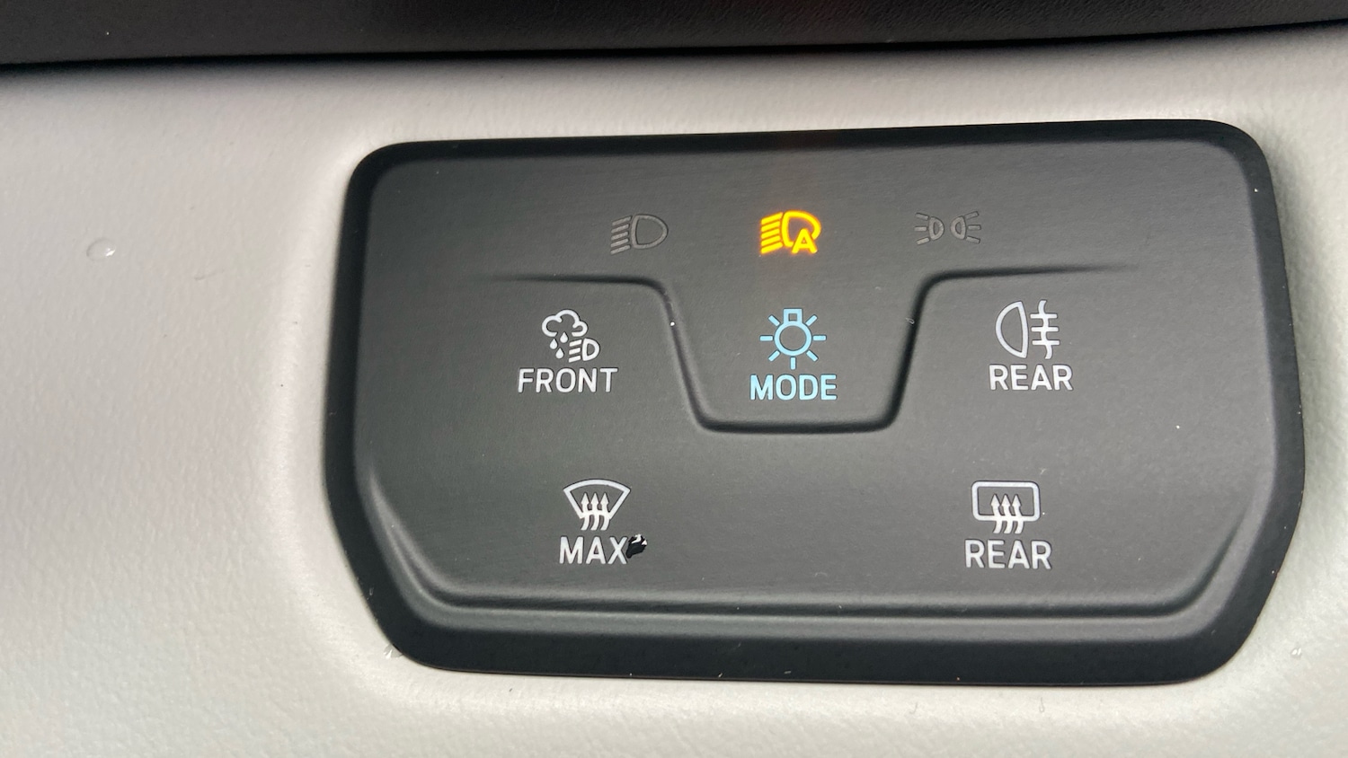 Used Ford Explorer 2025 for sale - 76829560: Photo 29