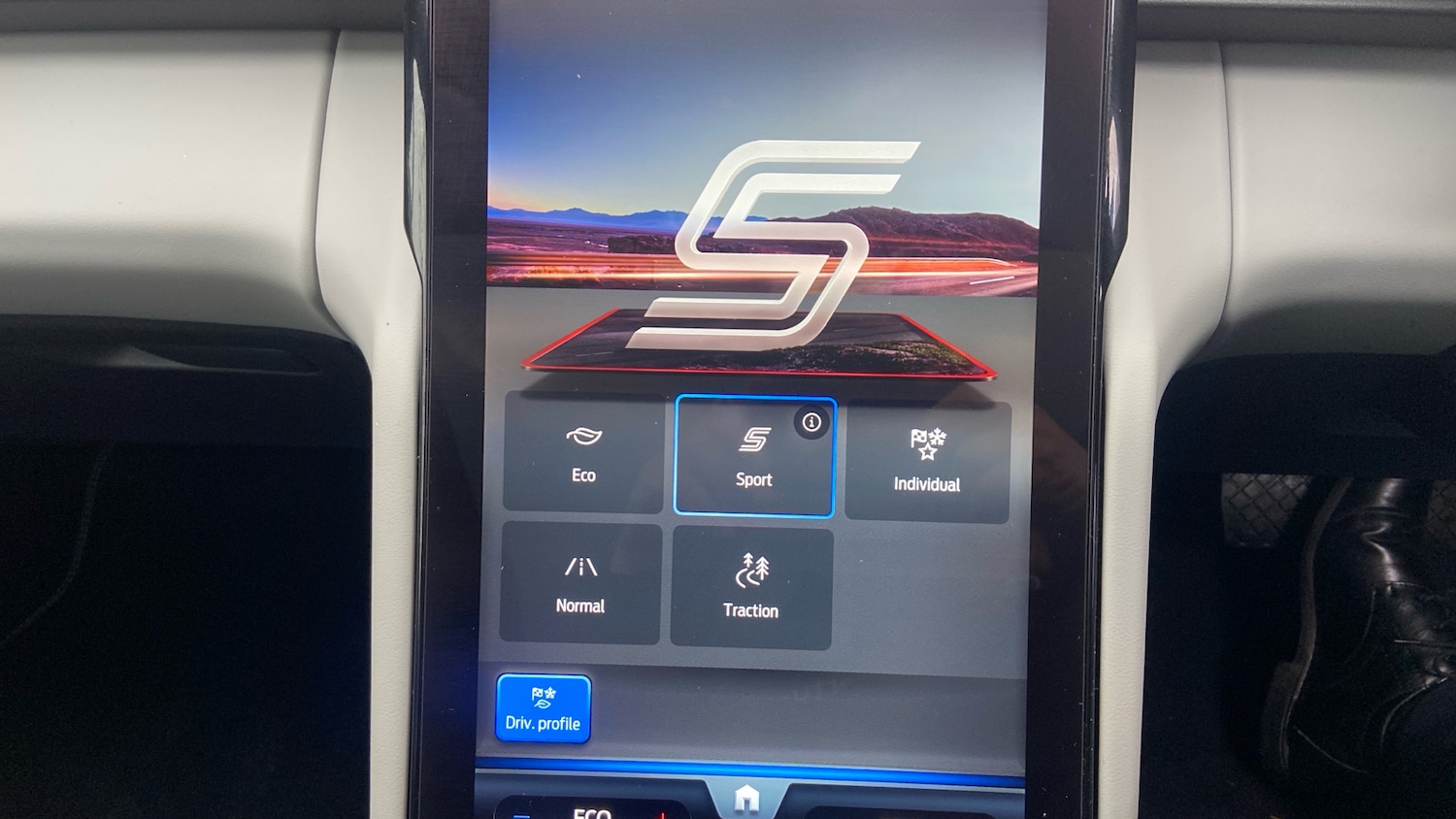 Used Ford Explorer 2025 for sale - 76829560: Photo 38