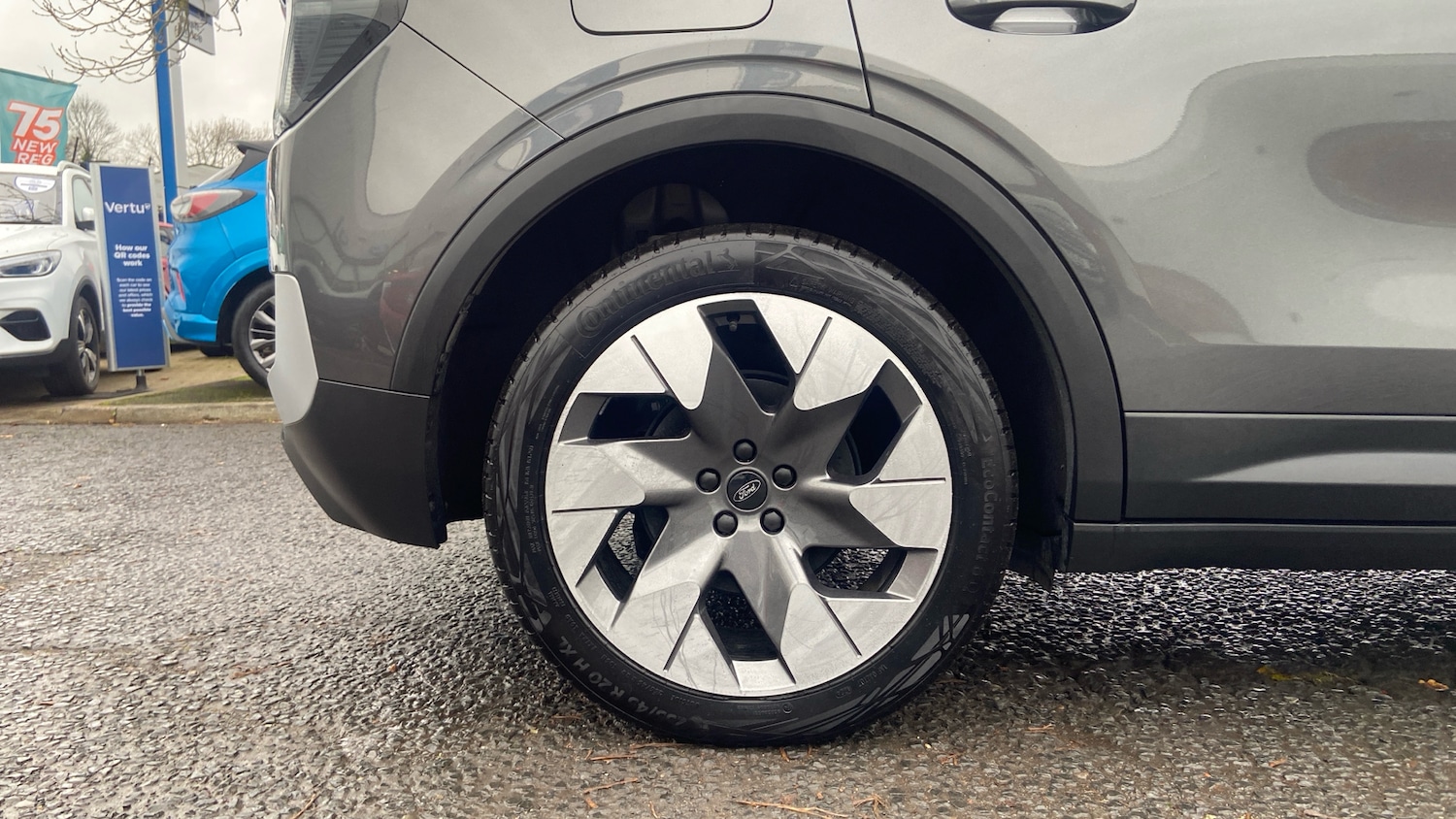 Used Ford Explorer 2025 for sale - 76829560: Photo 7