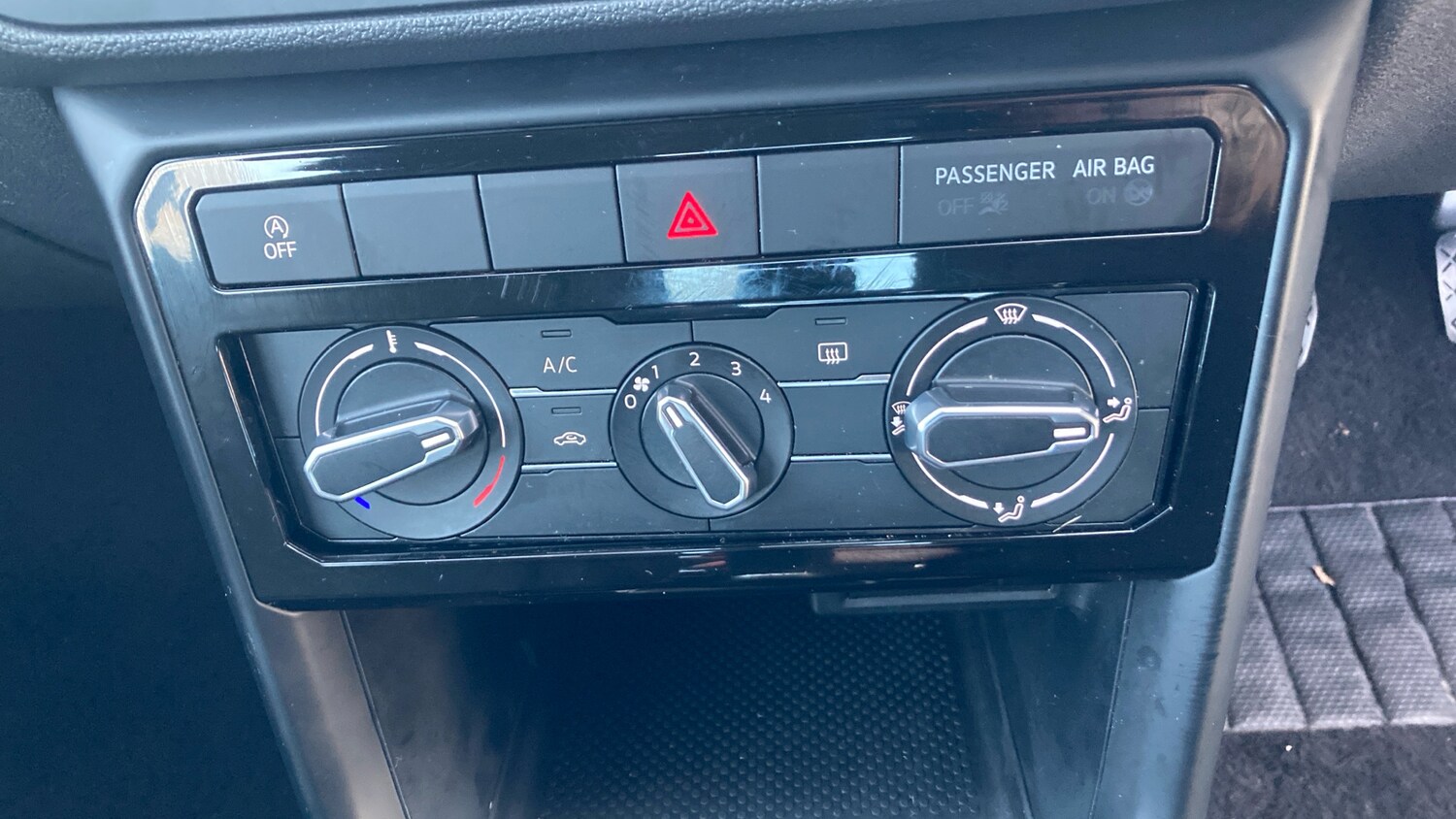 Used Volkswagen T-Cross 2022 for sale - 77555214: Photo 31