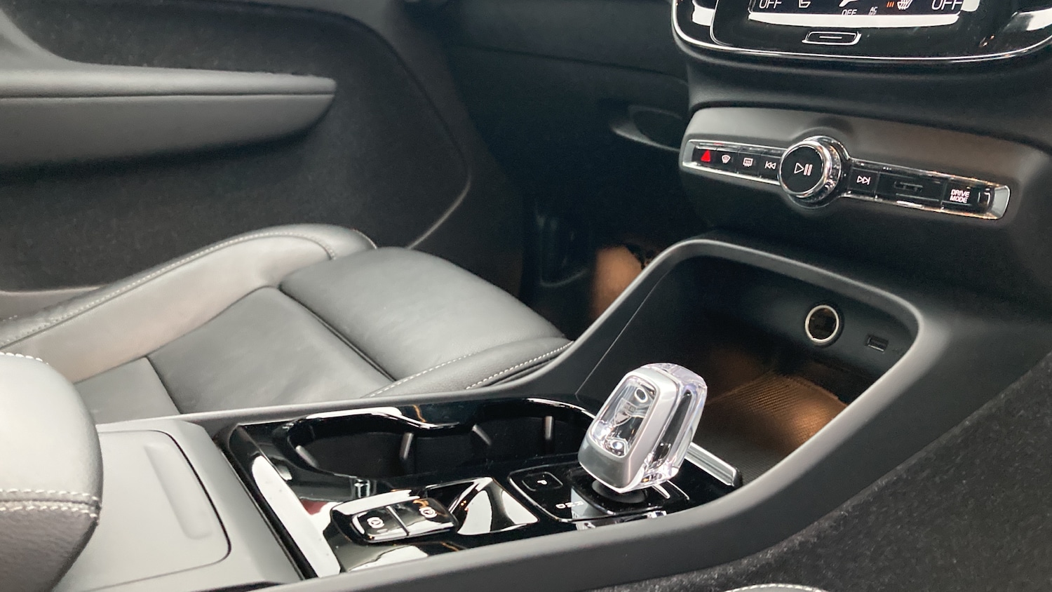 Used Volvo XC40 2020 for sale - 77036640: Photo 13