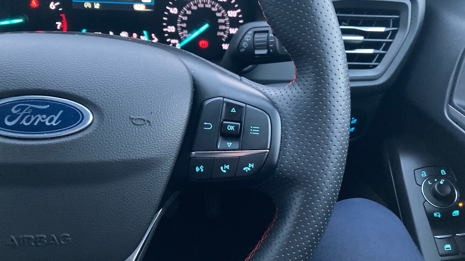 Used Ford Focus 2022 for sale - 76877753: Photo 30