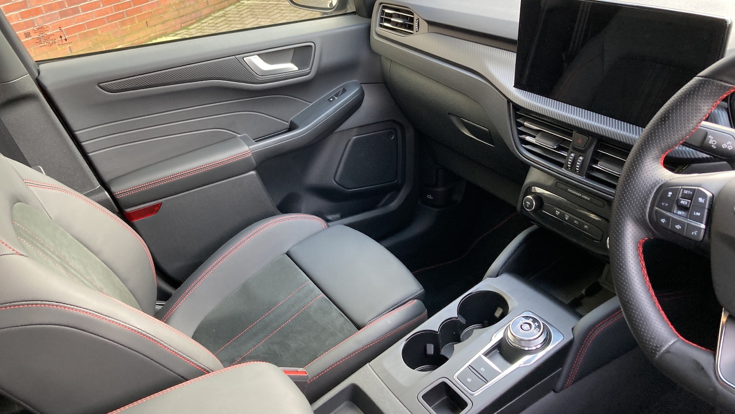 Used Ford Kuga 2025 for sale - 76663600: Photo 14