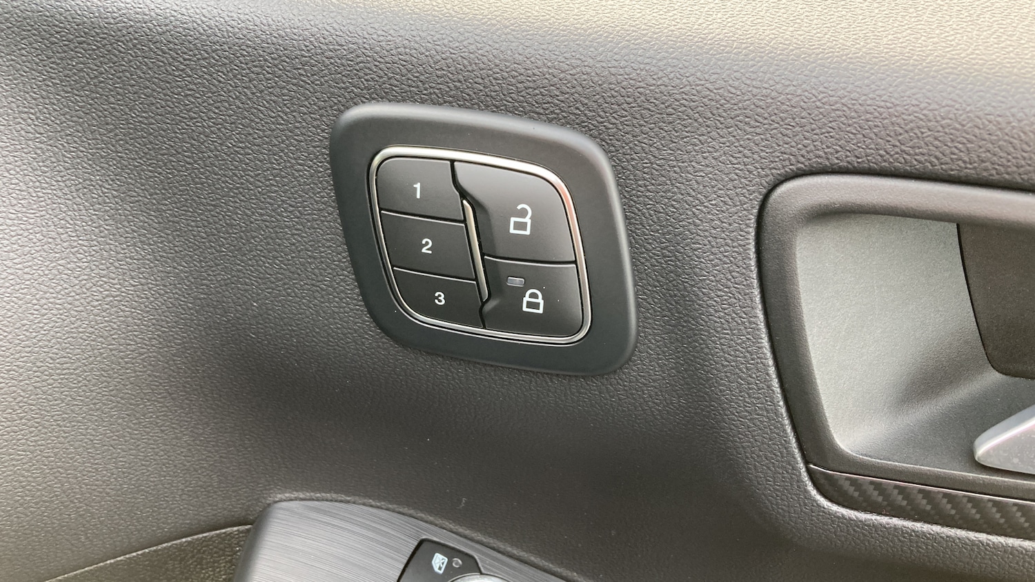 Used Ford Kuga 2025 for sale - 76663600: Photo 34