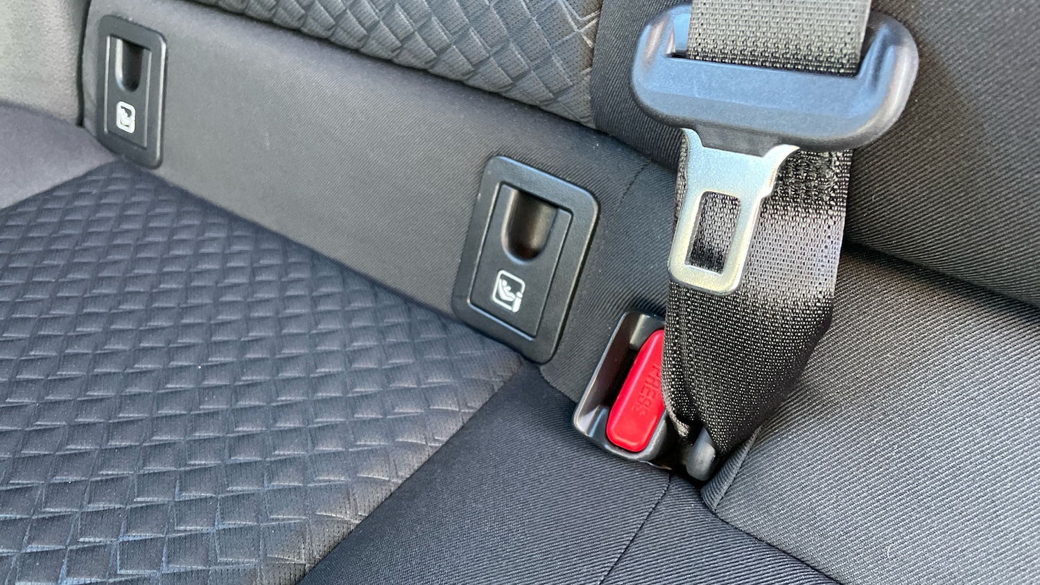 Used Toyota C-HR 2022 for sale - 76541300: Photo 17