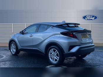 Used Toyota C-HR 2022 for sale - 76541300: Photo