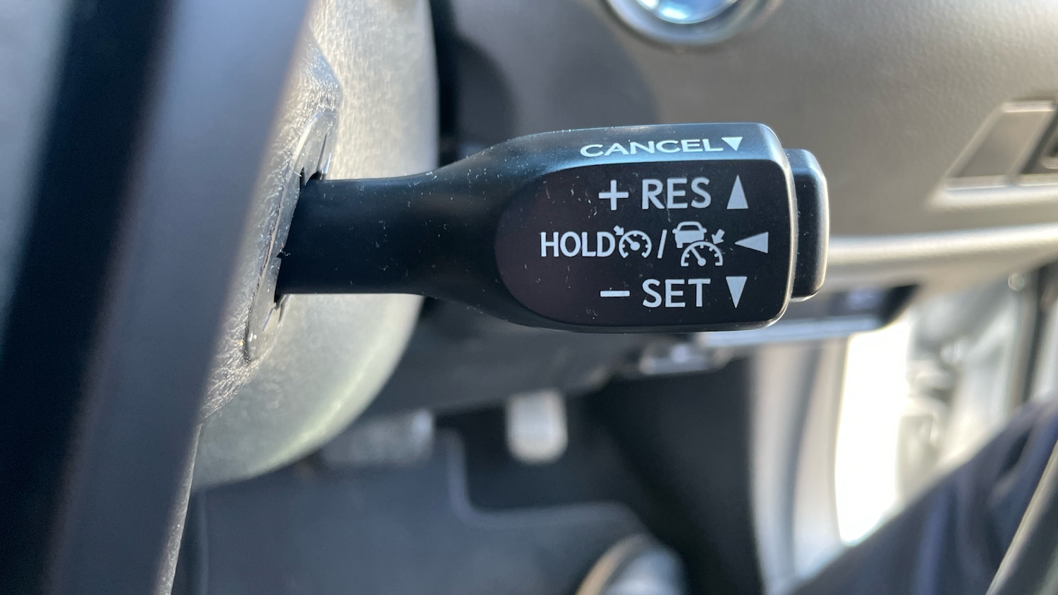 Used Toyota C-HR 2022 for sale - 76541300: Photo 36