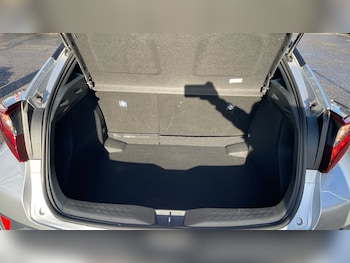 Used Toyota C-HR 2022 for sale - 76541300: Photo