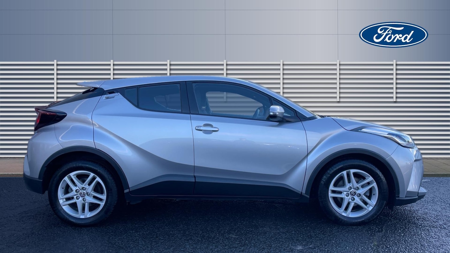 Used Toyota C-HR 2022 for sale - 76541300: Photo 5