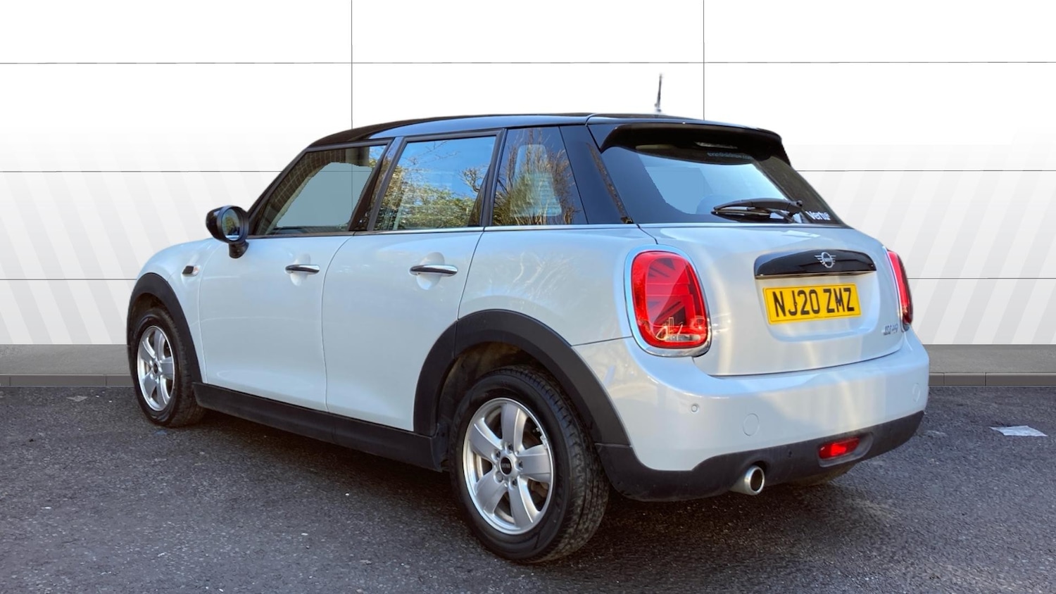 Used MINI Hatch 2020 for sale - 77801899: Photo 2