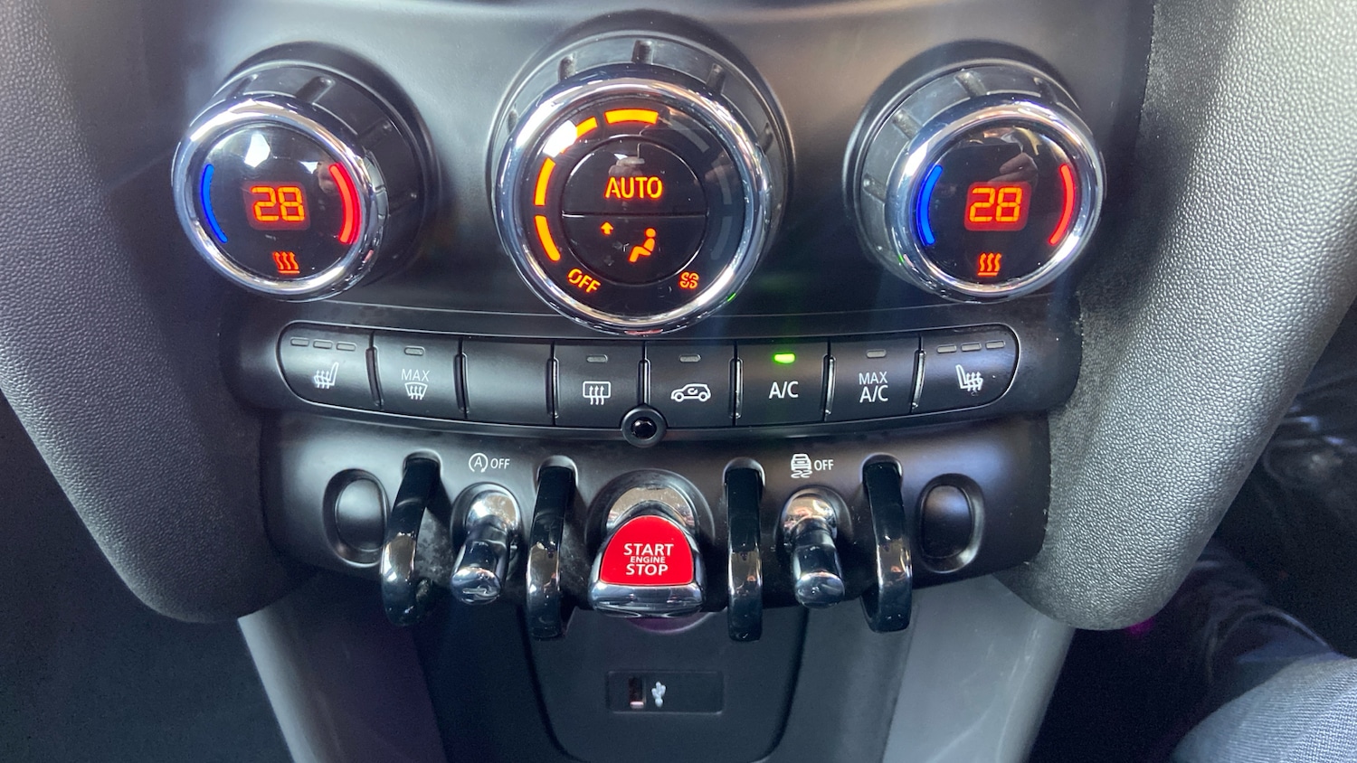 Used MINI Hatch 2020 for sale - 77801899: Photo 21