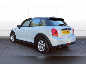 Used MINI Hatch 2020 for sale - 77801899: Photo