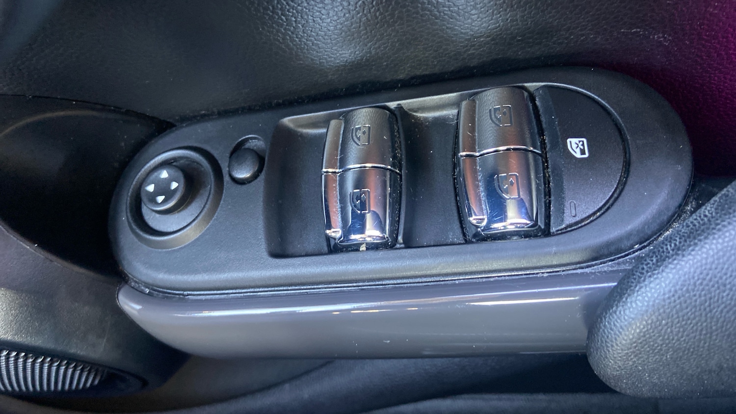 Used MINI Hatch 2020 for sale - 77801899: Photo 30