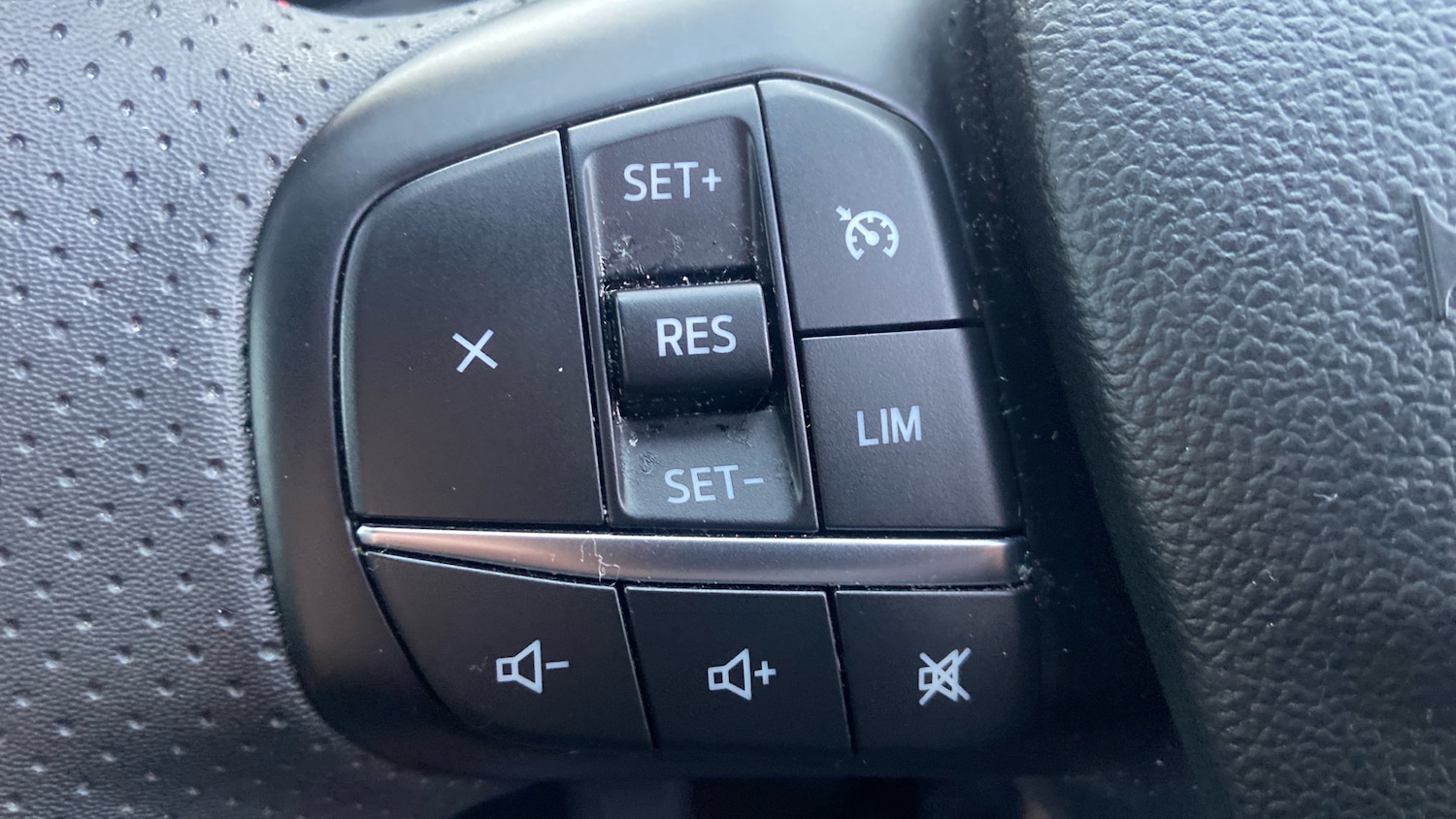 Used Ford Kuga 2023 for sale - 77990474: Photo 21