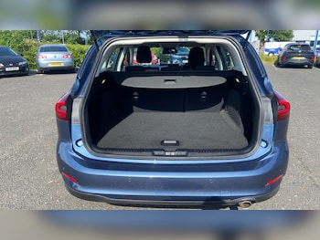 Used Ford Focus 2023 for sale - 79029763: Photo