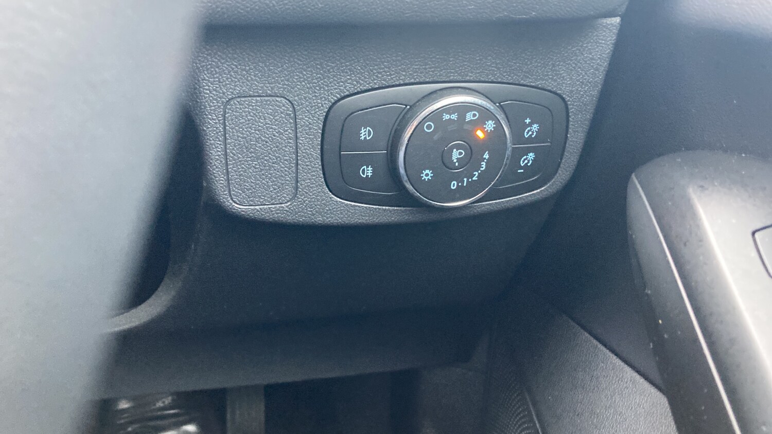 Used Ford Focus 2023 for sale - 77555215: Photo 30