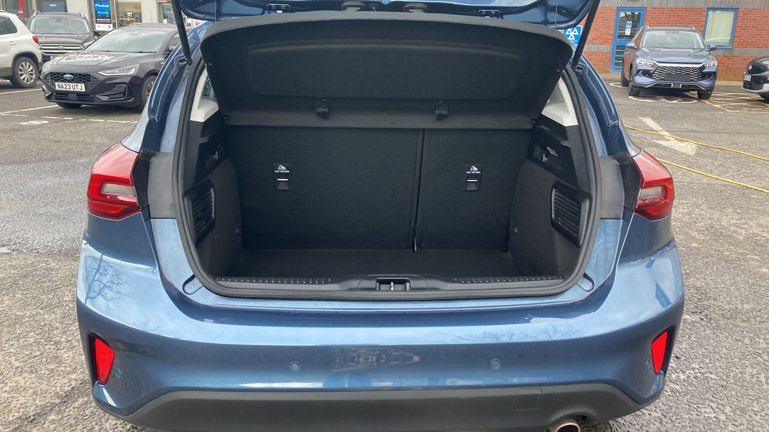 Used Ford Focus 2023 for sale - 77555215: Photo 4