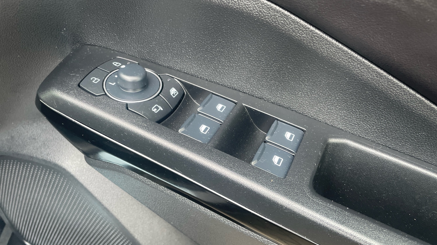 Used Ford Puma 2024 for sale - 76219041: Photo 31