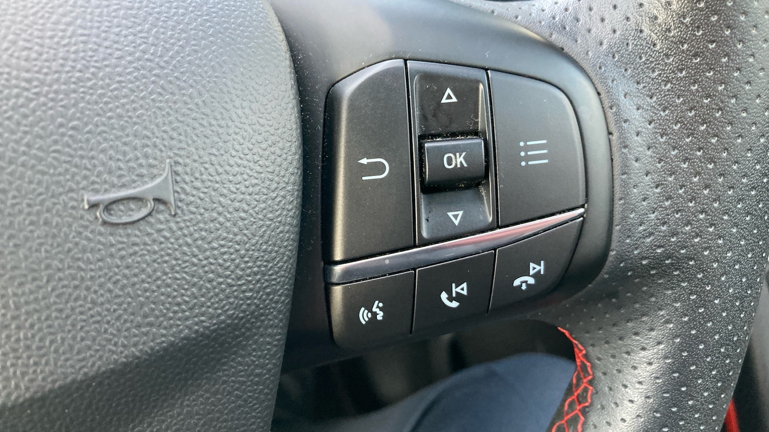 Used Ford Fiesta 2018 for sale - 76968725: Photo 25