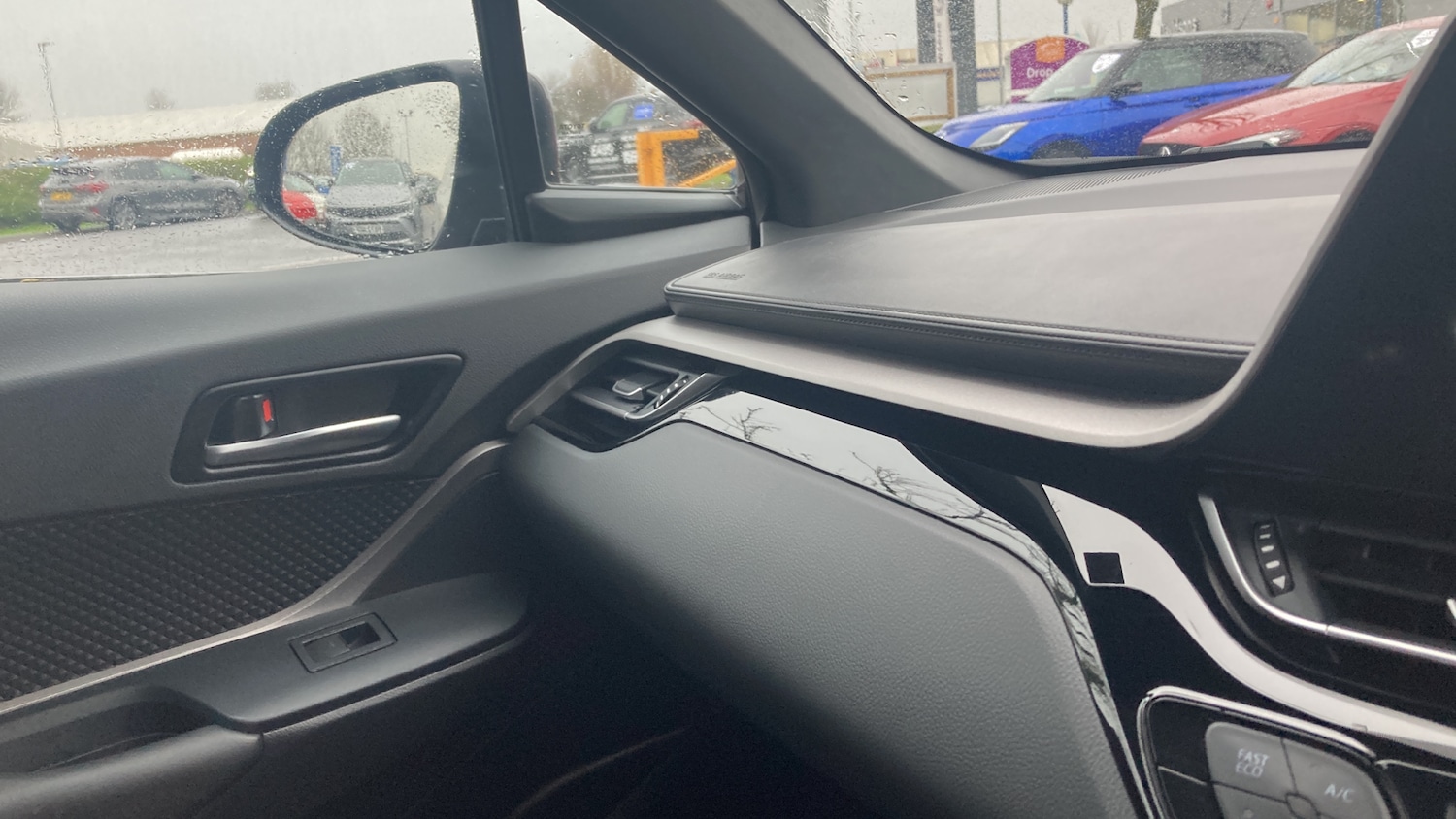 Used Toyota C-HR 2022 for sale - 77258724: Photo 19