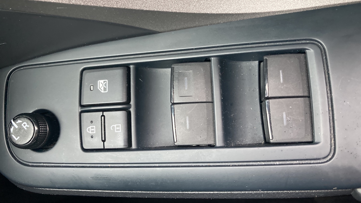 Used Toyota C-HR 2022 for sale - 77258724: Photo 25