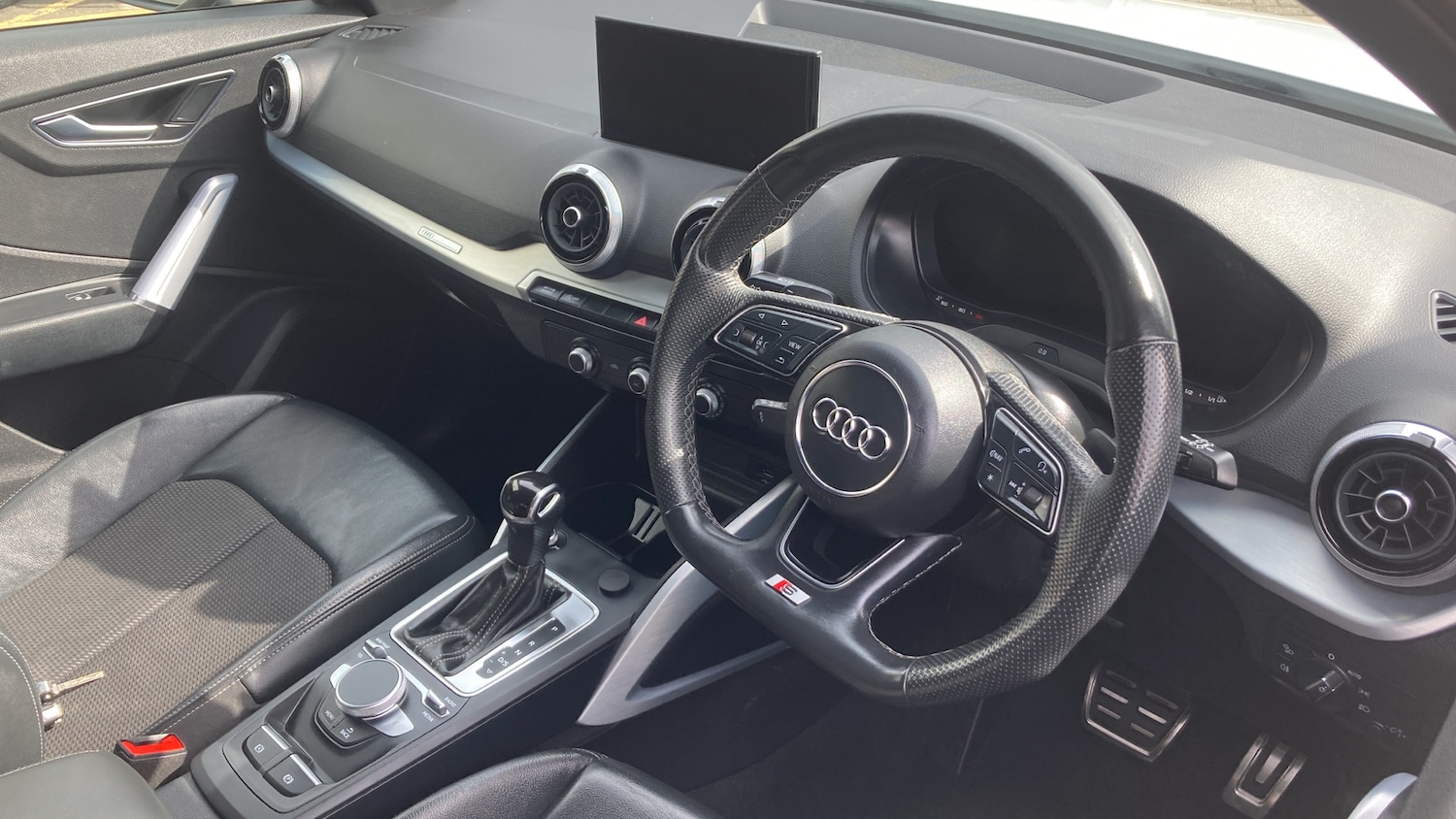 Used Audi Q2 2021 for sale - 76545171: Photo 11