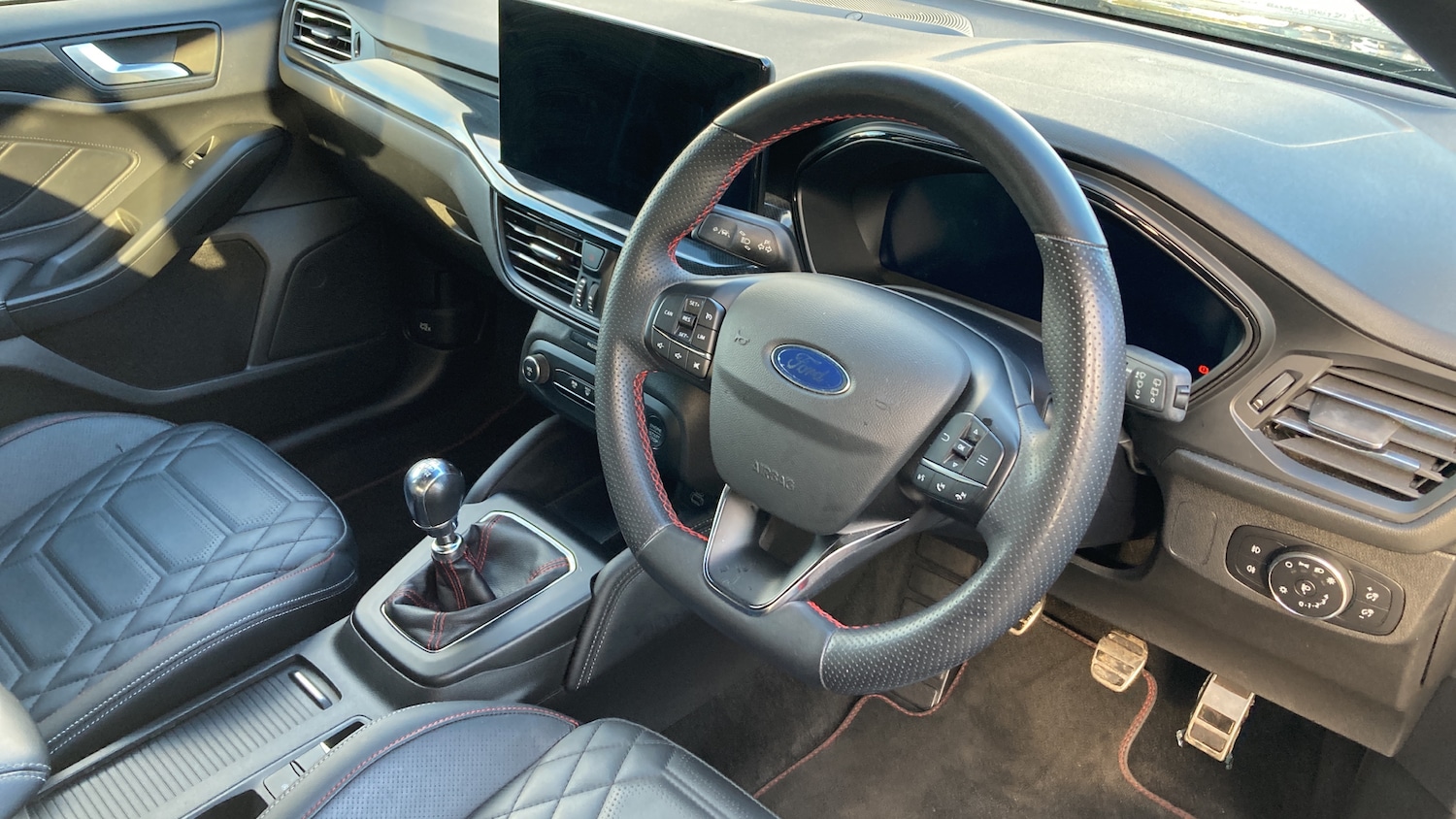 Used Ford Focus 2022 for sale - 76699182: Photo 11