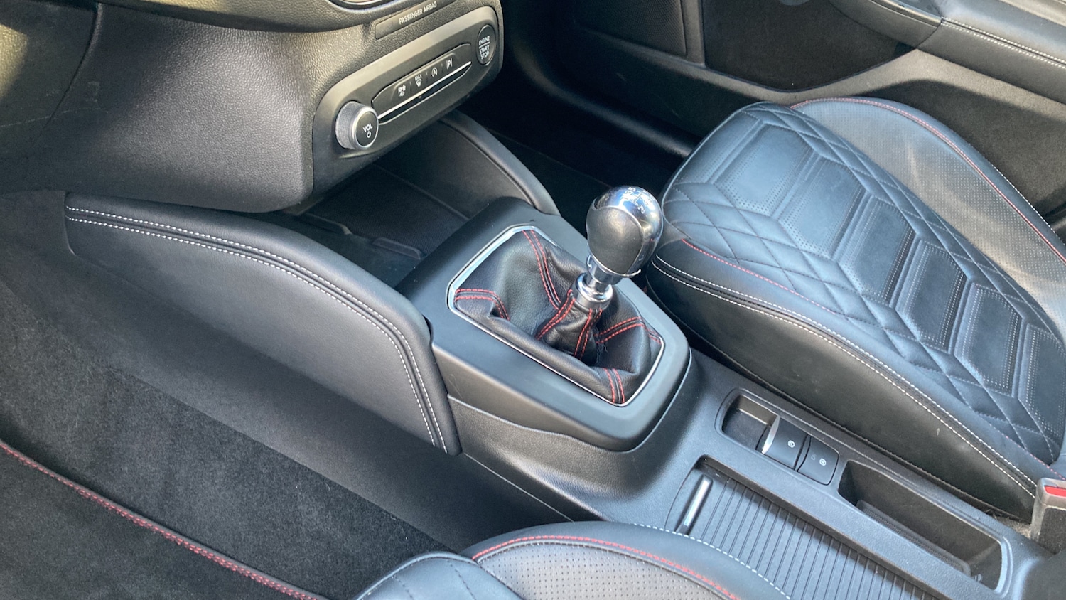 Used Ford Focus 2022 for sale - 76699182: Photo 13