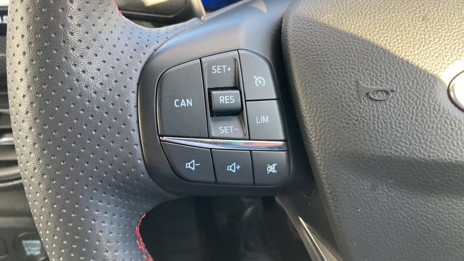 Used Ford Focus 2022 for sale - 76699182: Photo 27