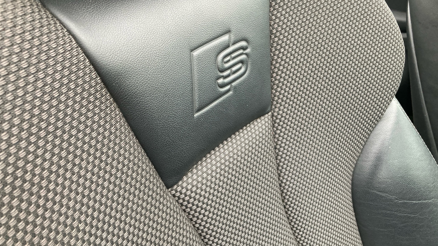 Used Audi A3 2017 for sale - 77033329: Photo 34