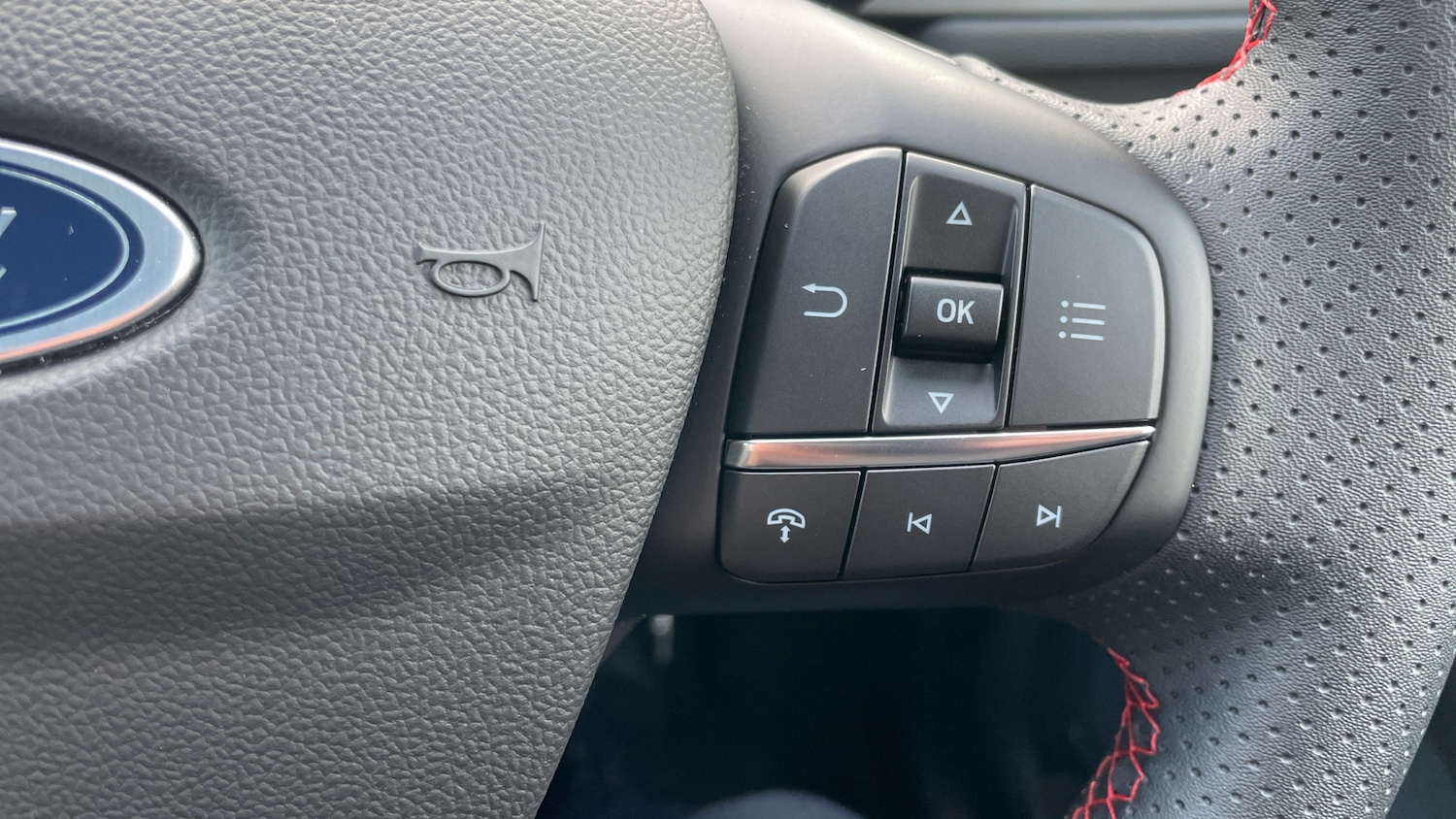 Used Ford Kuga 2025 for sale - 77681654: Photo 42