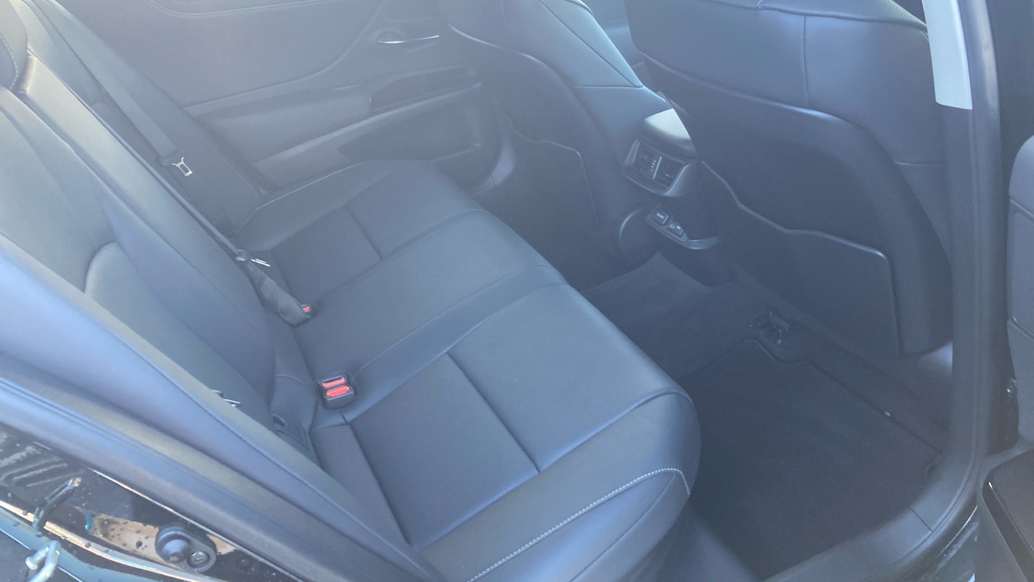 Used Lexus ES 2023 for sale - 76699184: Photo 16