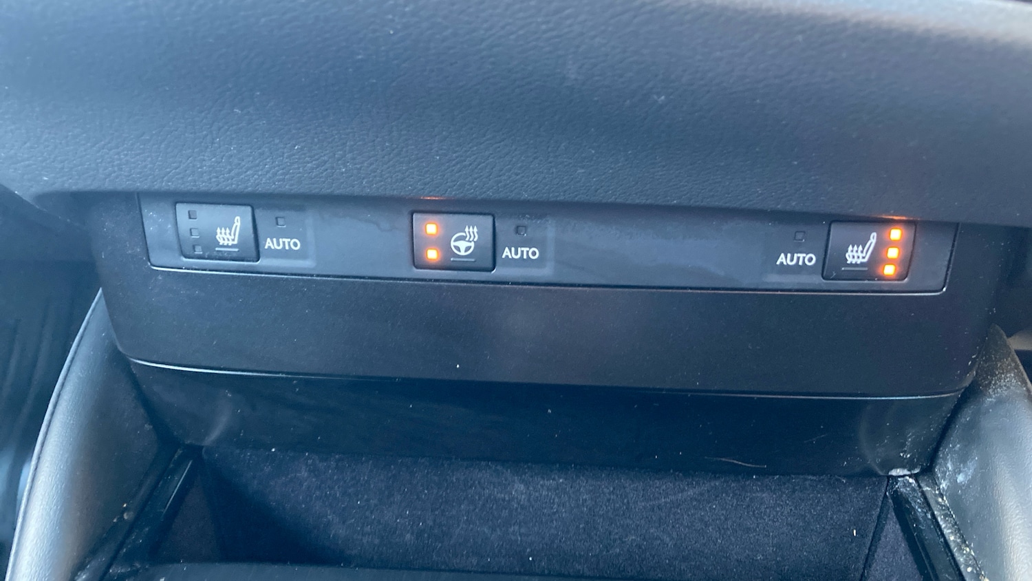 Used Lexus ES 2023 for sale - 76699184: Photo 35