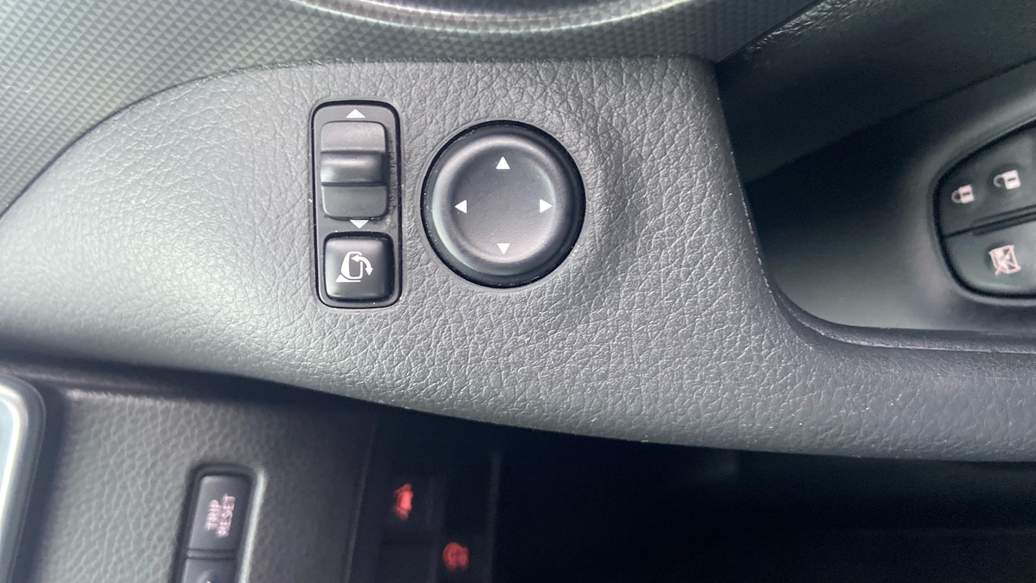 Used Nissan Qashqai 2018 for sale - 76493708: Photo 31