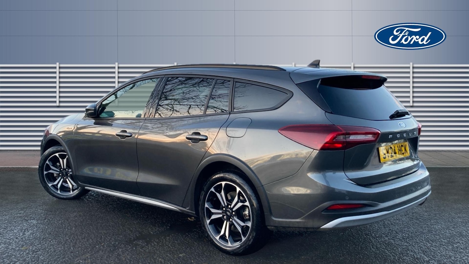 Used Ford Focus 2024 for sale - 76748013: Photo 2