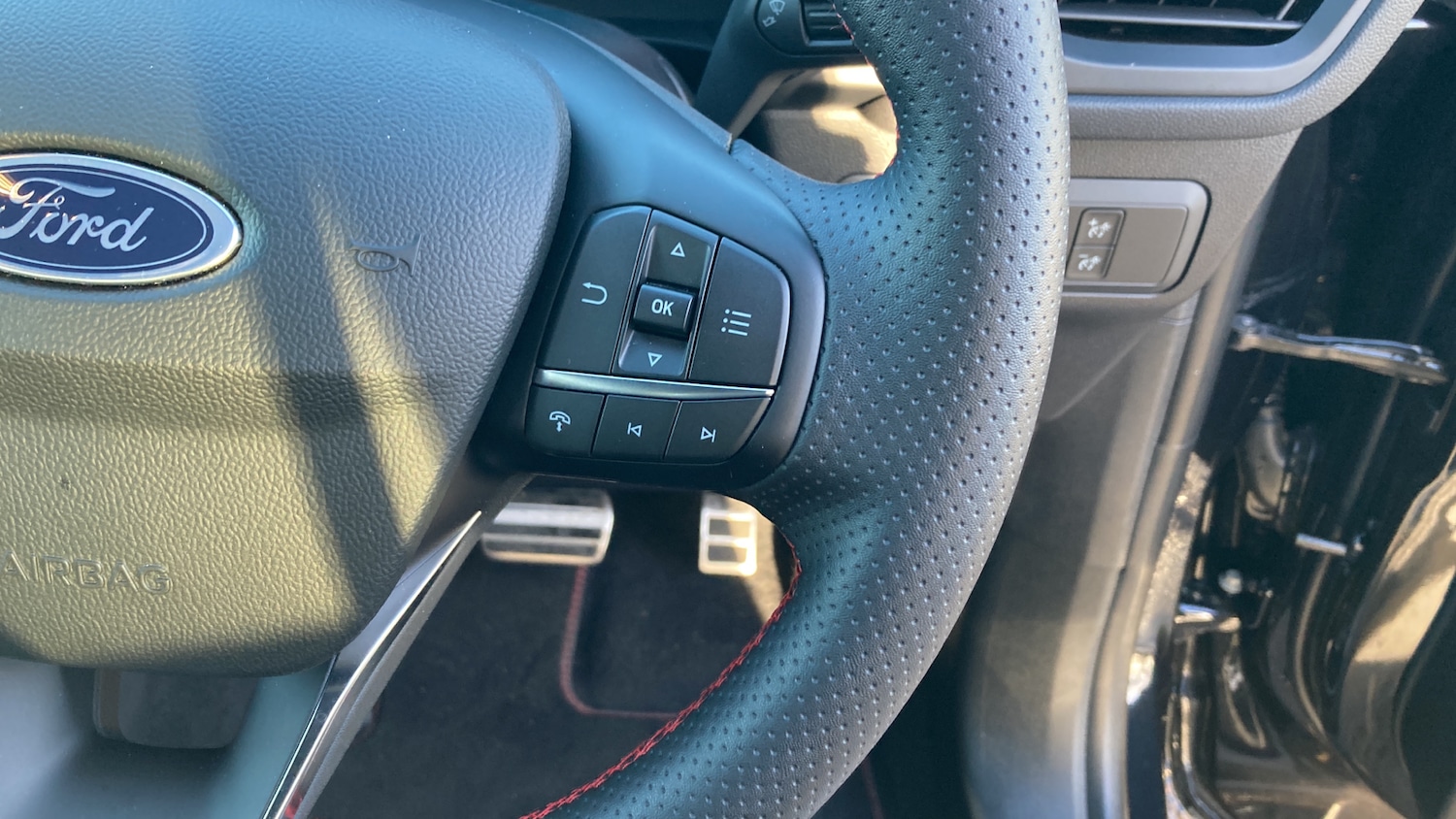 Used Ford Kuga 2025 for sale - 76791266: Photo 33