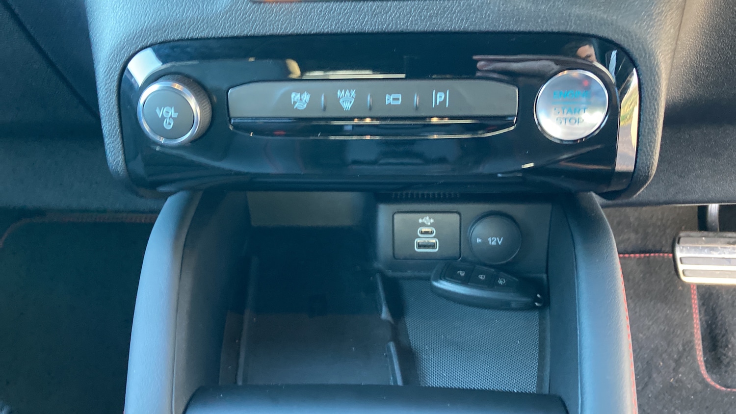 Used Ford Kuga 2025 for sale - 76791266: Photo 34