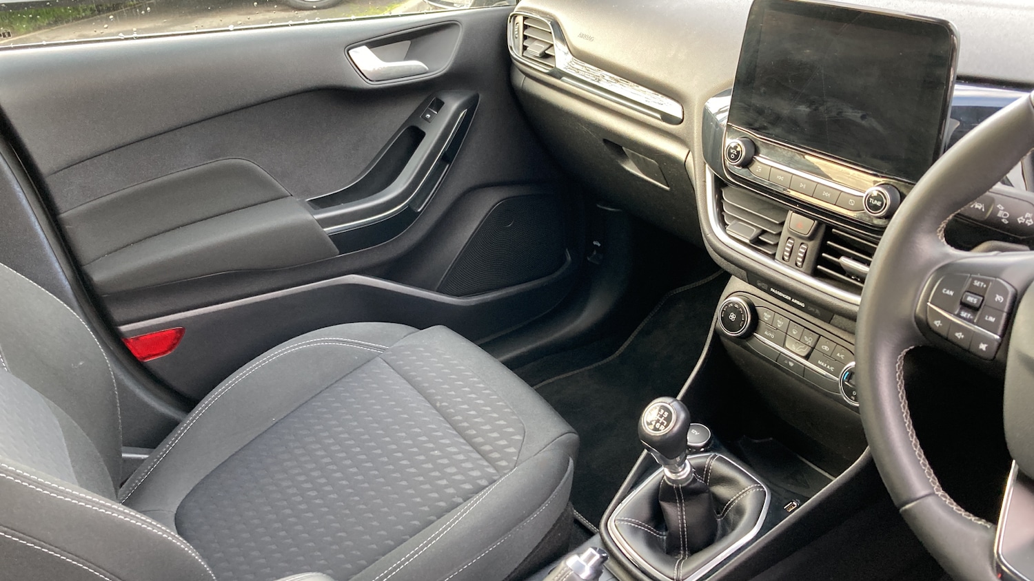 Used Ford Fiesta 2019 for sale - 76627870: Photo 14