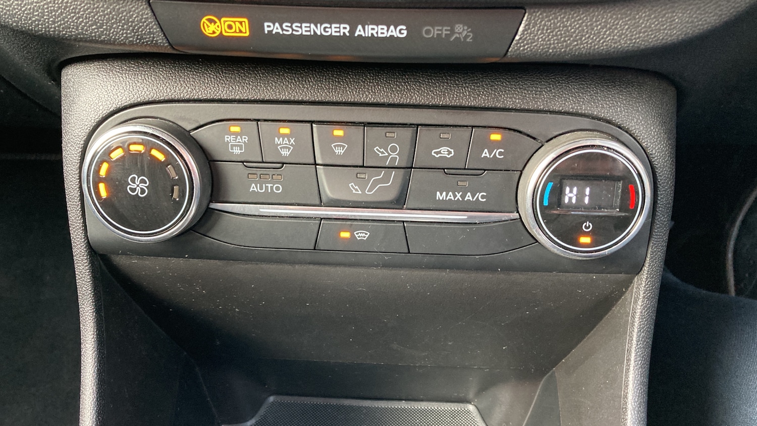 Used Ford Fiesta 2019 for sale - 76627870: Photo 29