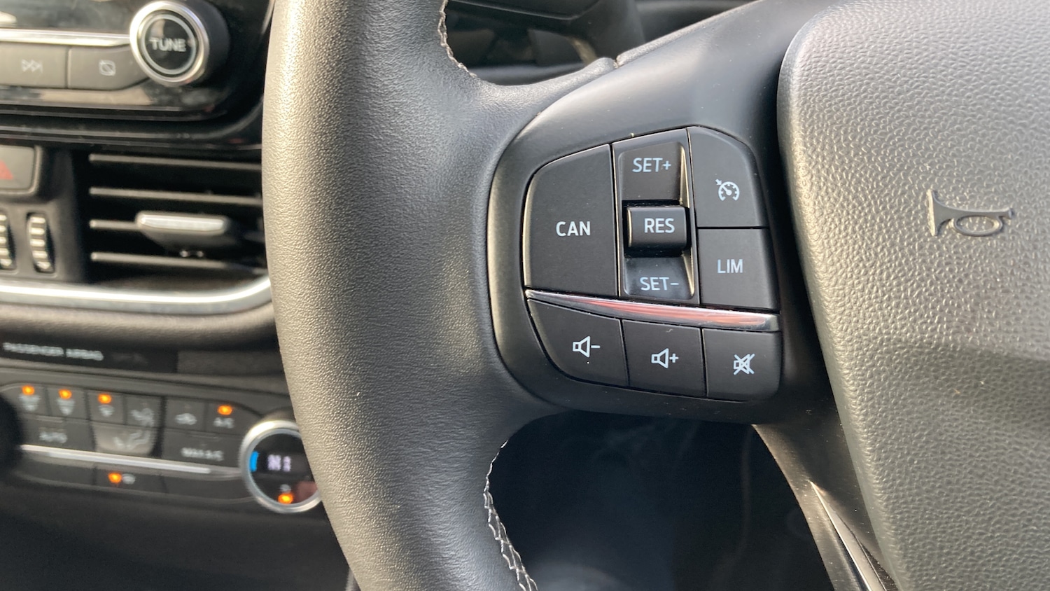 Used Ford Fiesta 2019 for sale - 76627870: Photo 33