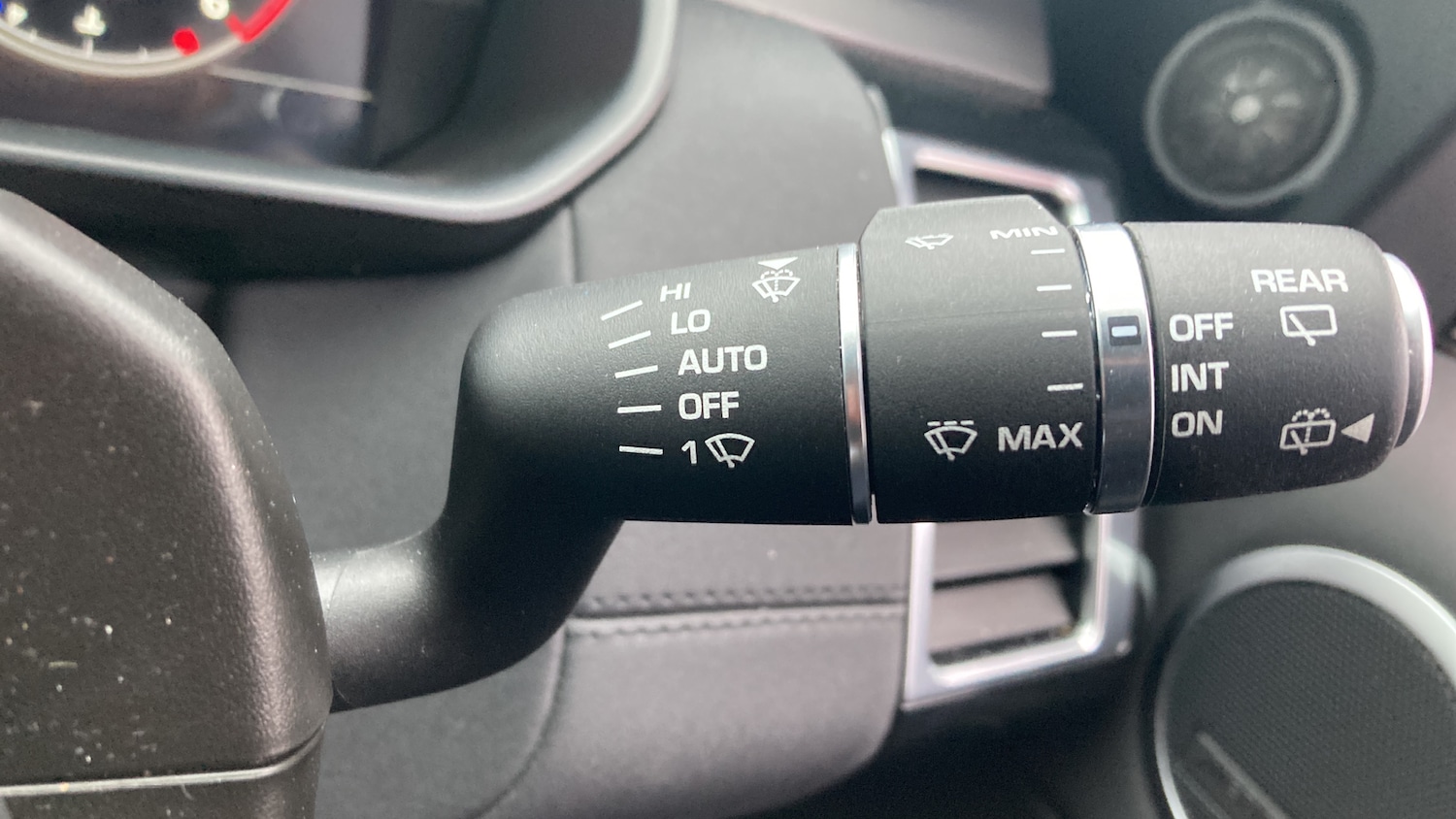 Used Land Rover Discovery 2019 for sale - 77247265: Photo 24