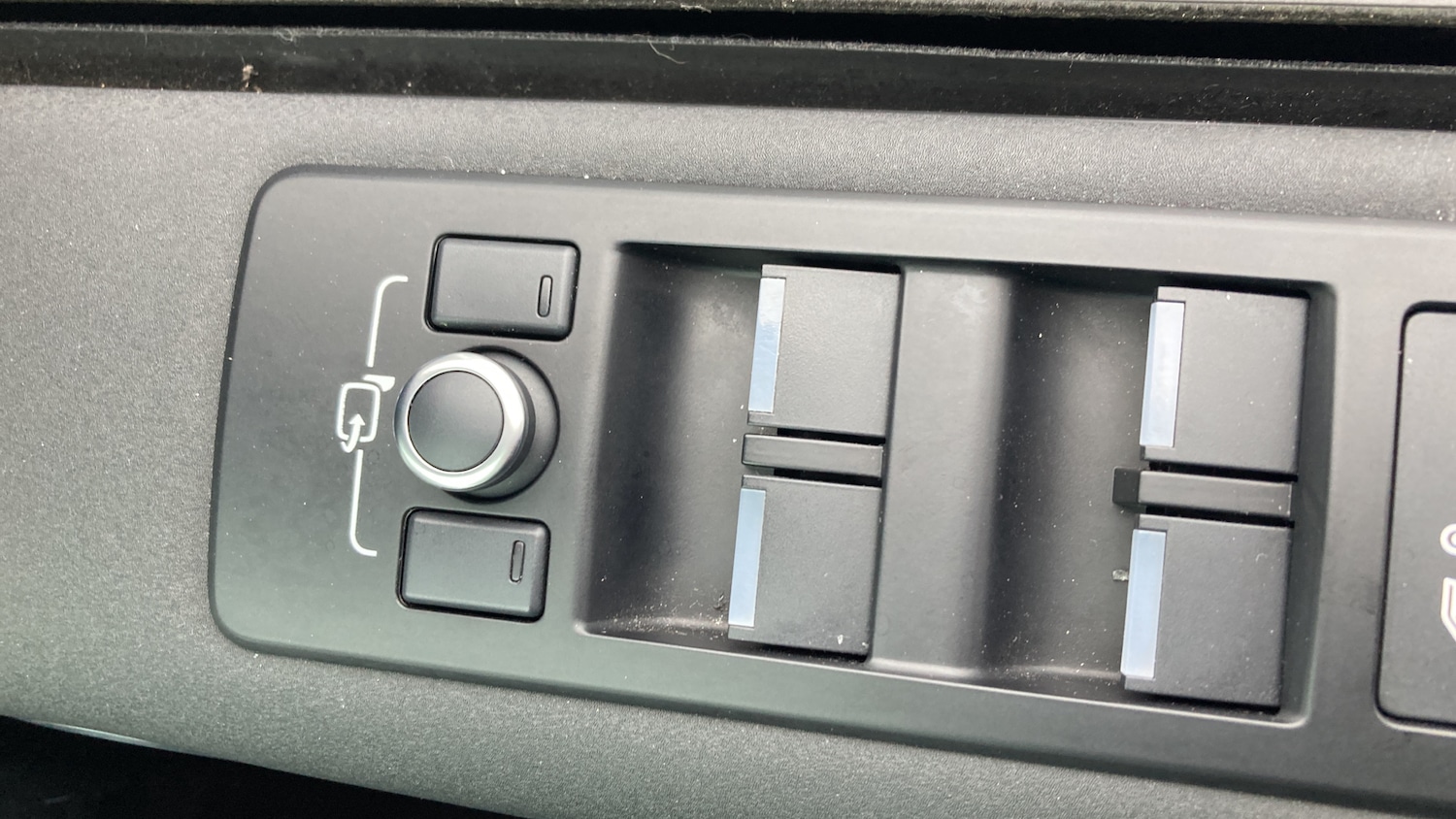 Used Land Rover Discovery 2019 for sale - 77247265: Photo 29