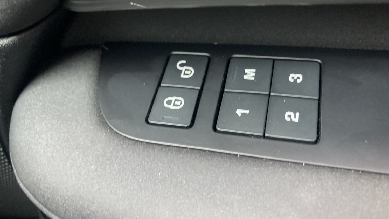 Used Land Rover Discovery 2019 for sale - 77247265: Photo 30