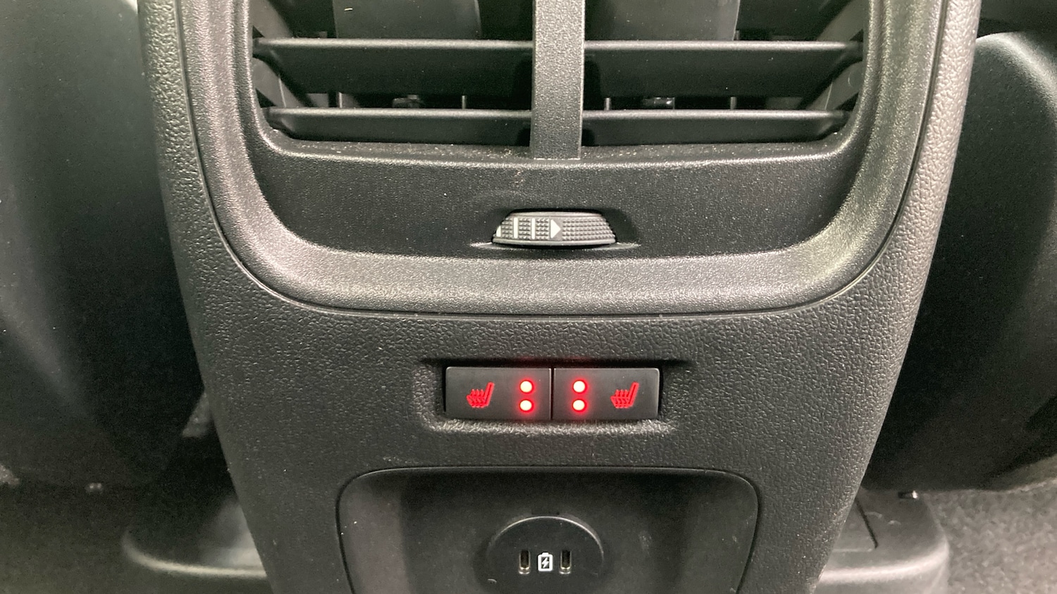 Used Ford Kuga 2022 for sale - 77963071: Photo 37